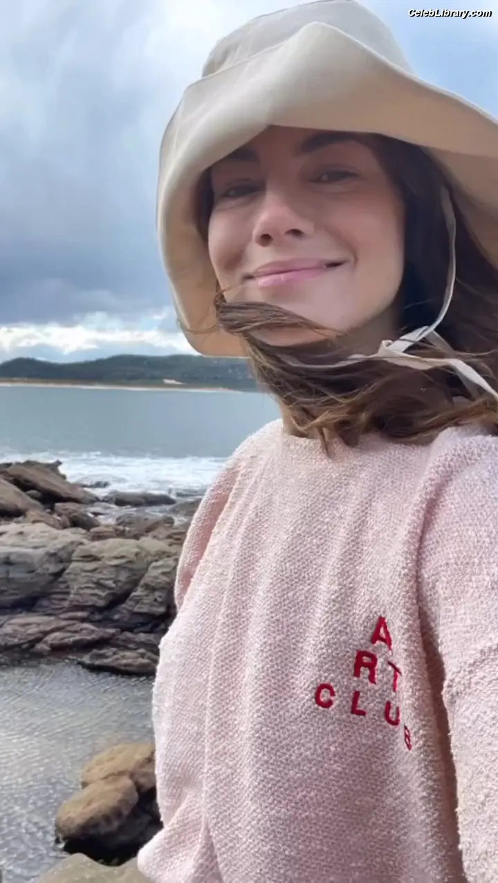 Michelle Monaghan photo 22 of 1009