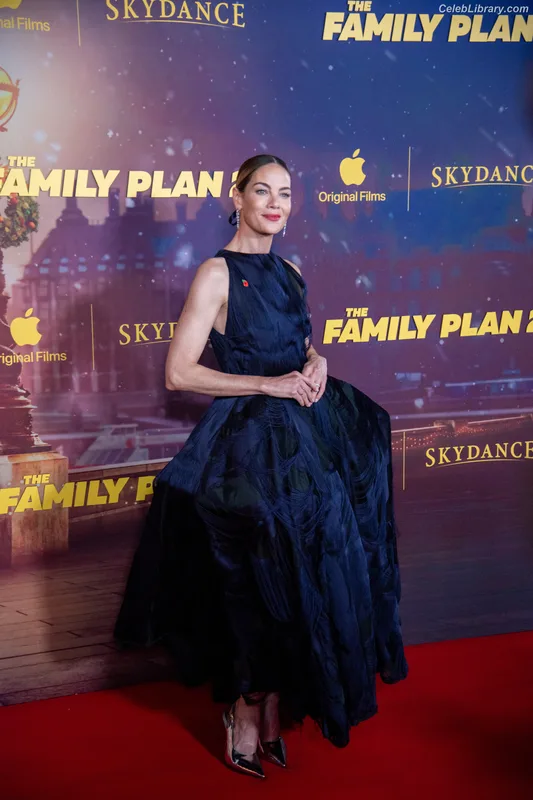Michelle Monaghan photo 19 of 1010