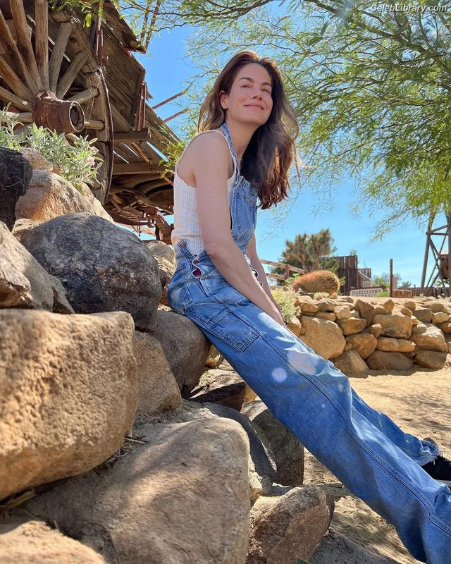 Michelle Monaghan photo 16 of 1010