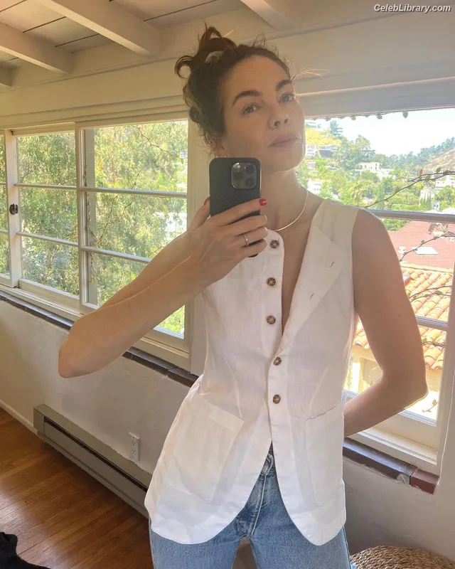 Michelle Monaghan photo 3 of 1010