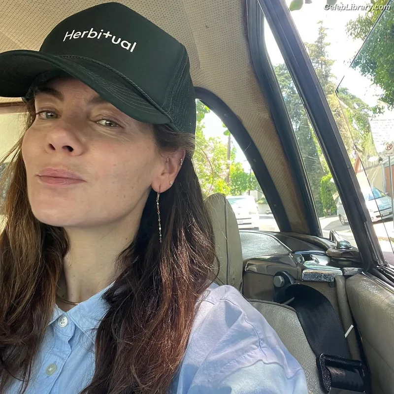 Michelle Monaghan photo 9 of 1010