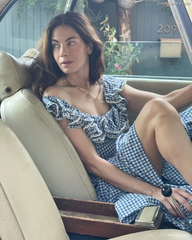 Michelle Monaghan photo 21 of 1010