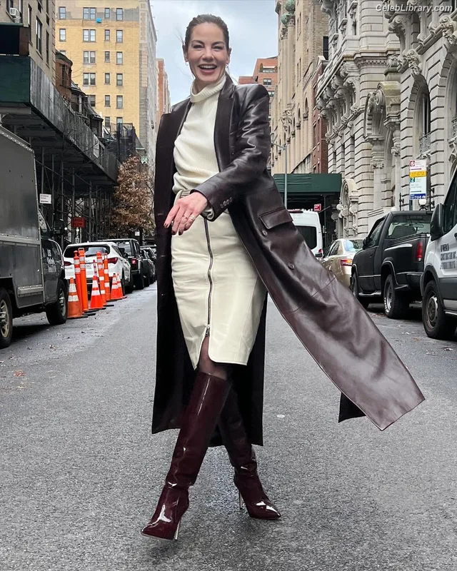 Michelle Monaghan photo 23 of 1010