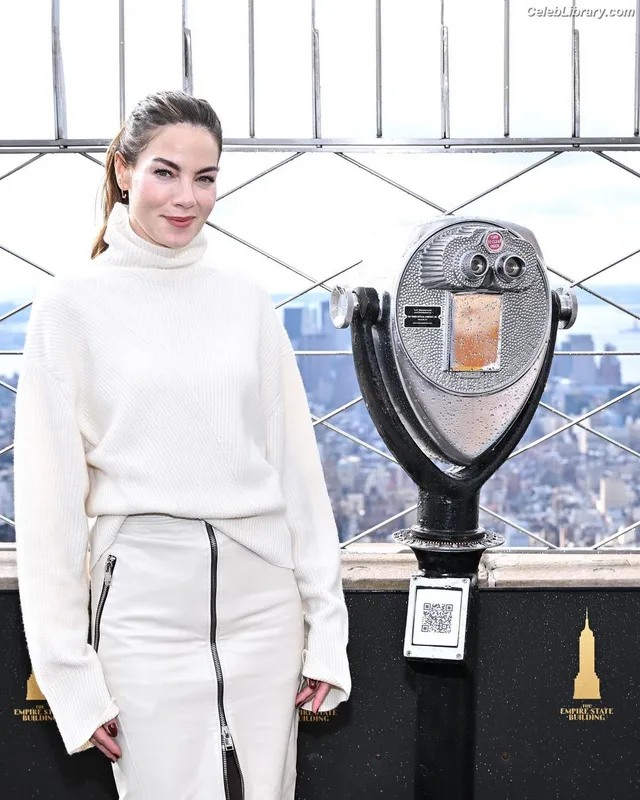 Michelle Monaghan photo 8 of 1010