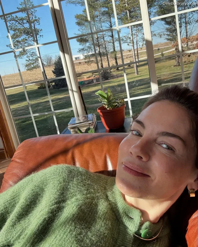 Michelle Monaghan photo 11 of 1010
