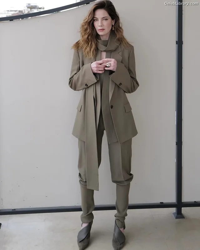 Michelle Monaghan photo 22 of 1010