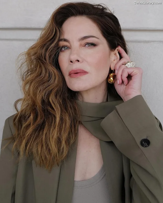 Michelle Monaghan photo 1 of 1010