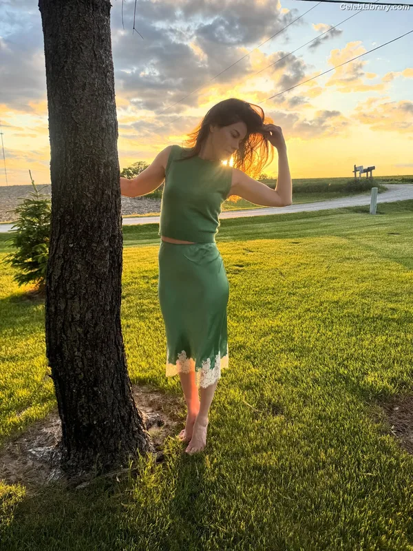 Michelle Monaghan photo 19 of 1010