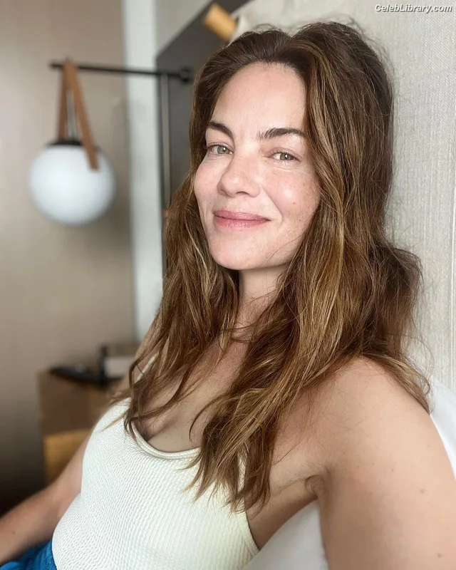 Michelle Monaghan photo 11 of 1010