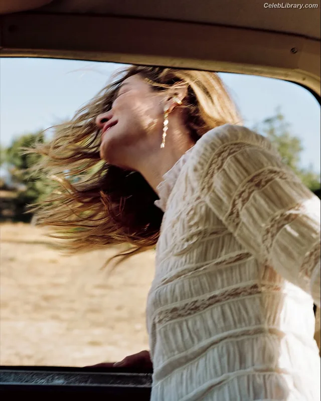 Michelle Monaghan photo 7 of 1010