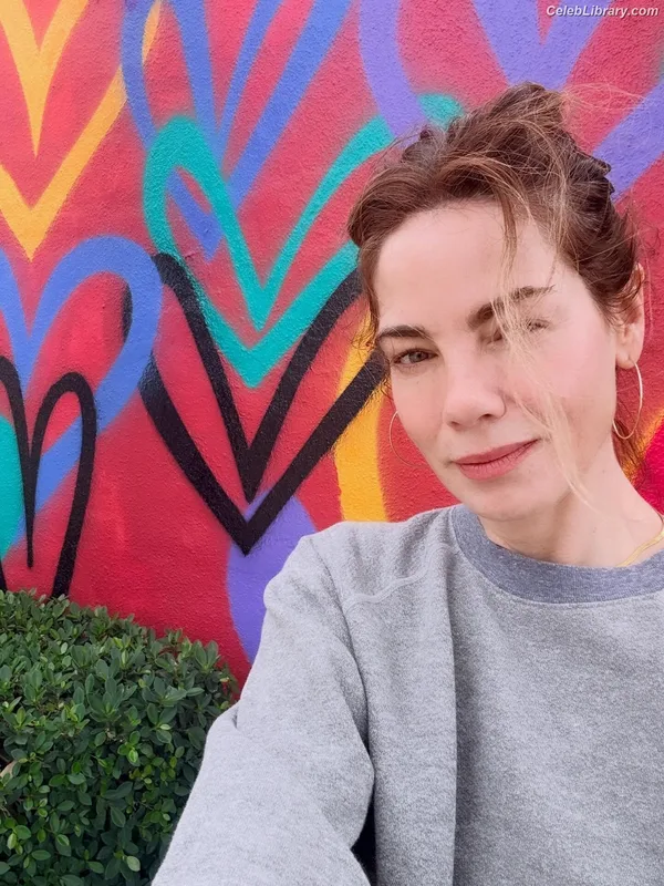 Michelle Monaghan photo 17 of 1010