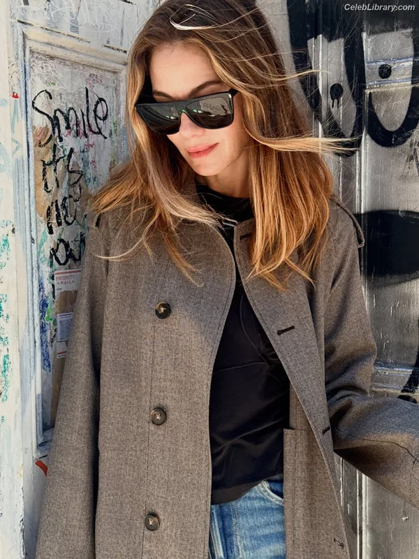Michelle Monaghan photo 17 of 1010