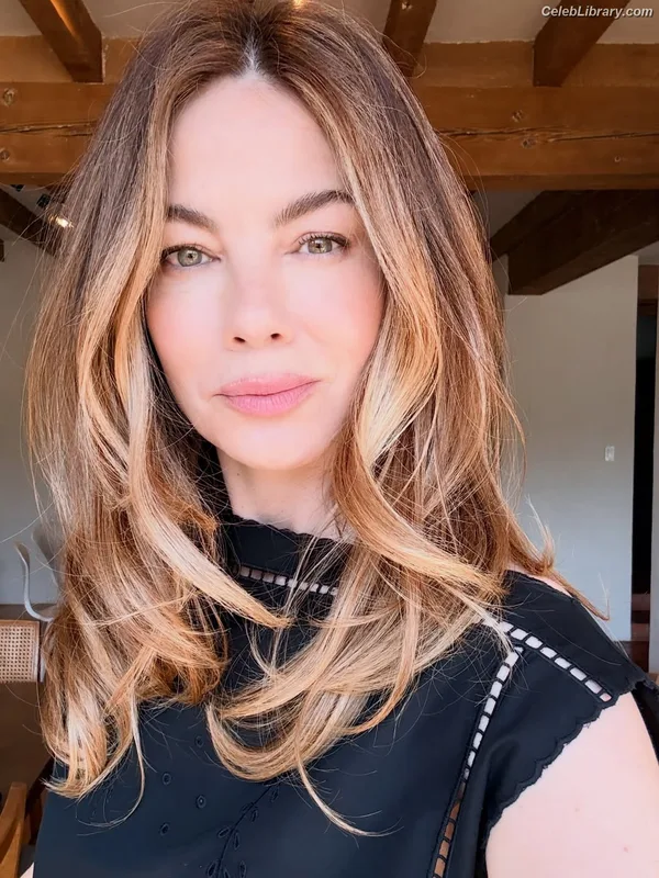 Michelle Monaghan photo 21 of 1010