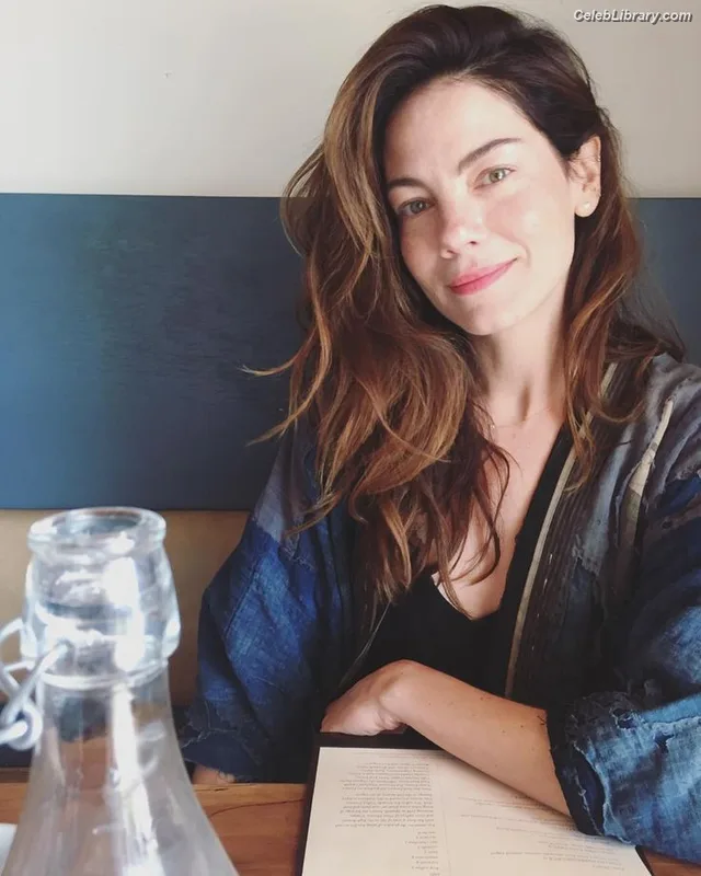 Michelle Monaghan photo 16 of 1010