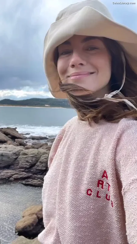 Michelle Monaghan photo 22 of 1010