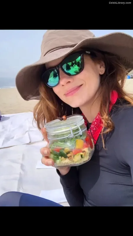 Michelle Monaghan photo 7 of 1010
