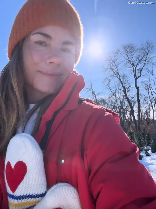 Michelle Monaghan photo 8 of 1010