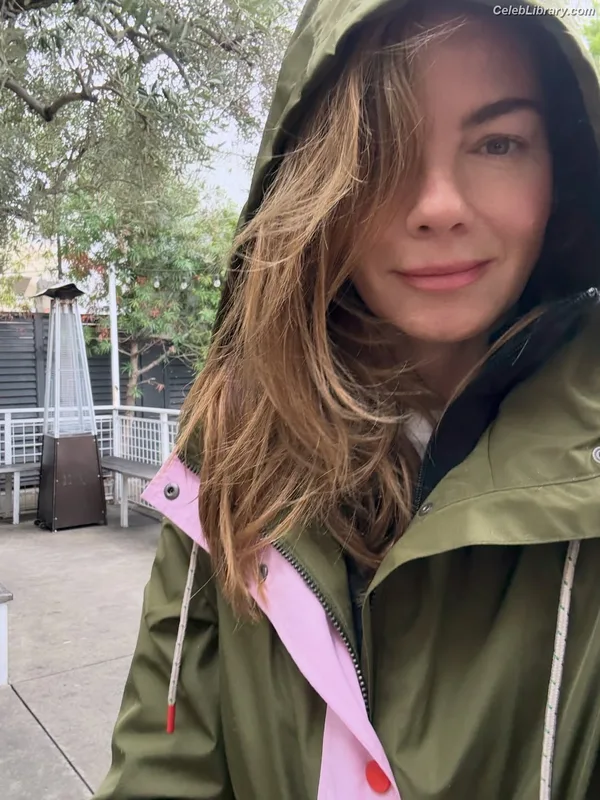 Michelle Monaghan photo 16 of 1010