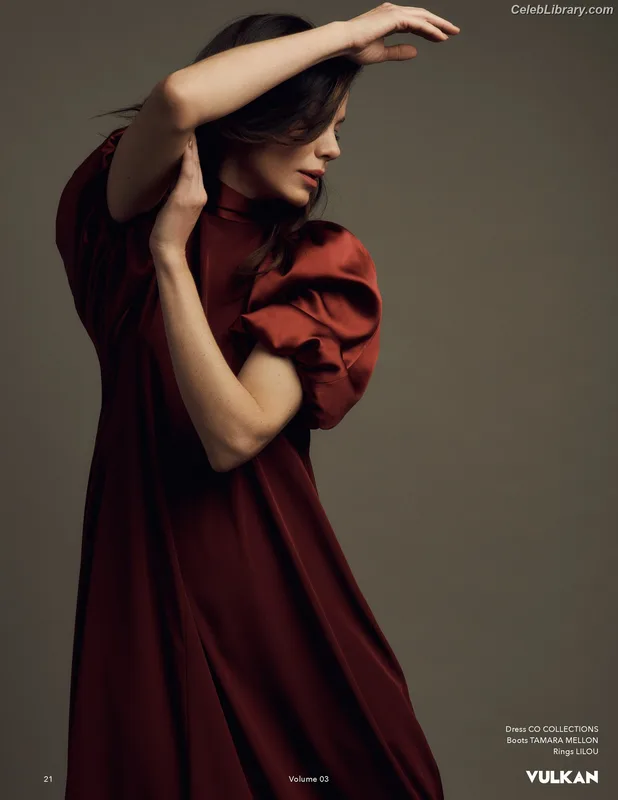 Michelle Monaghan photo 4 of 1010