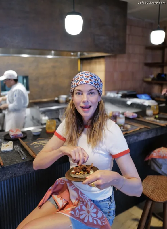 Michelle Monaghan photo 14 of 1010