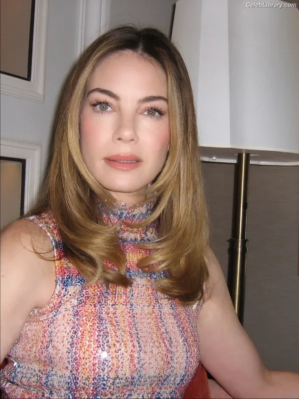 Michelle Monaghan photo 18 of 1010