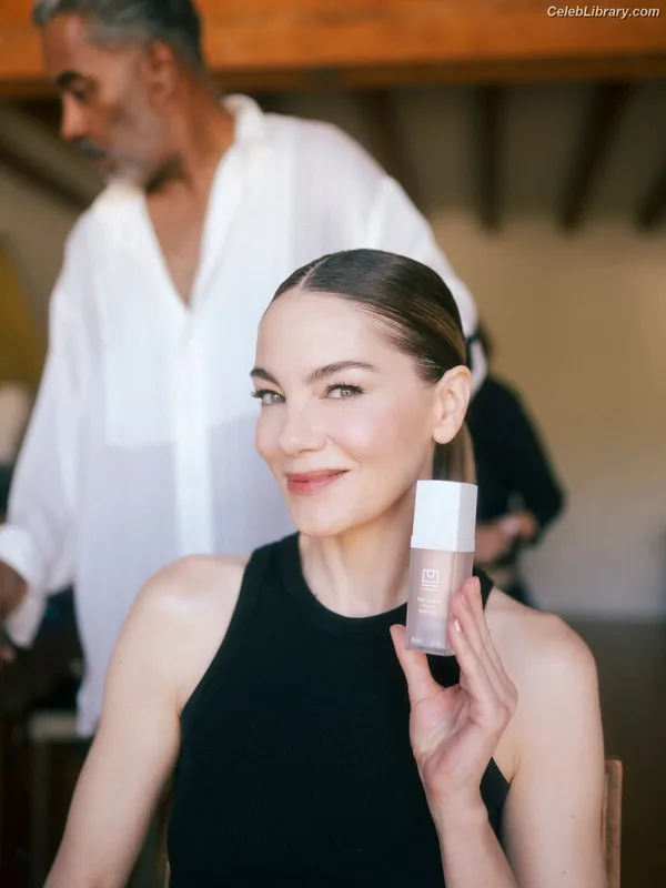 Michelle Monaghan photo 23 of 1010