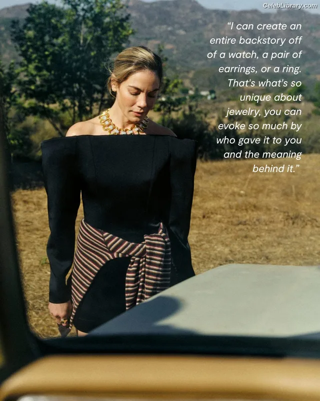 Michelle Monaghan photo 16 of 1010