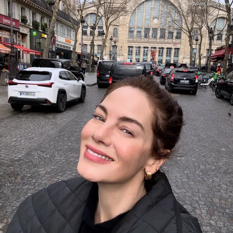 Michelle Monaghan photo 19 of 1010