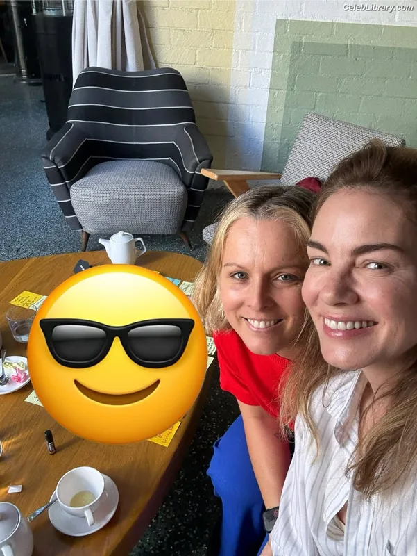 Michelle Monaghan photo 7 of 1010