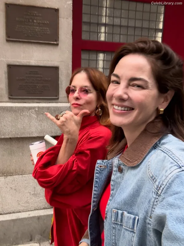 Michelle Monaghan photo 12 of 1010