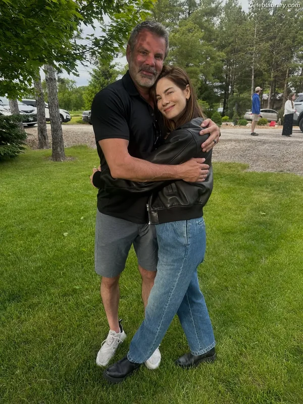Michelle Monaghan photo 19 of 1010