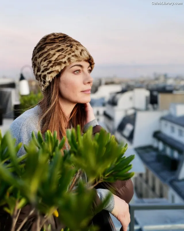 Michelle Monaghan photo 21 of 1010