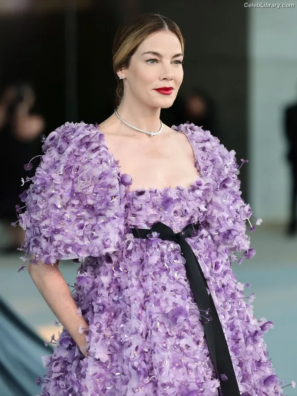 Michelle Monaghan photo 21 of 1010