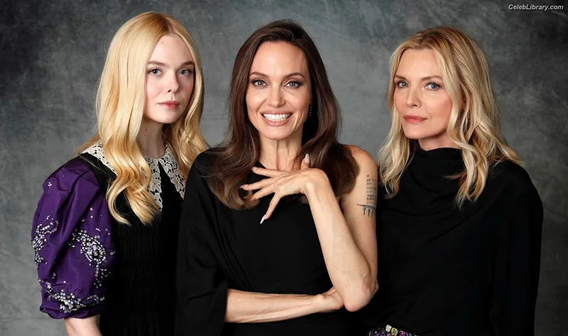 Michelle Pfeiffer photo 4 of 51