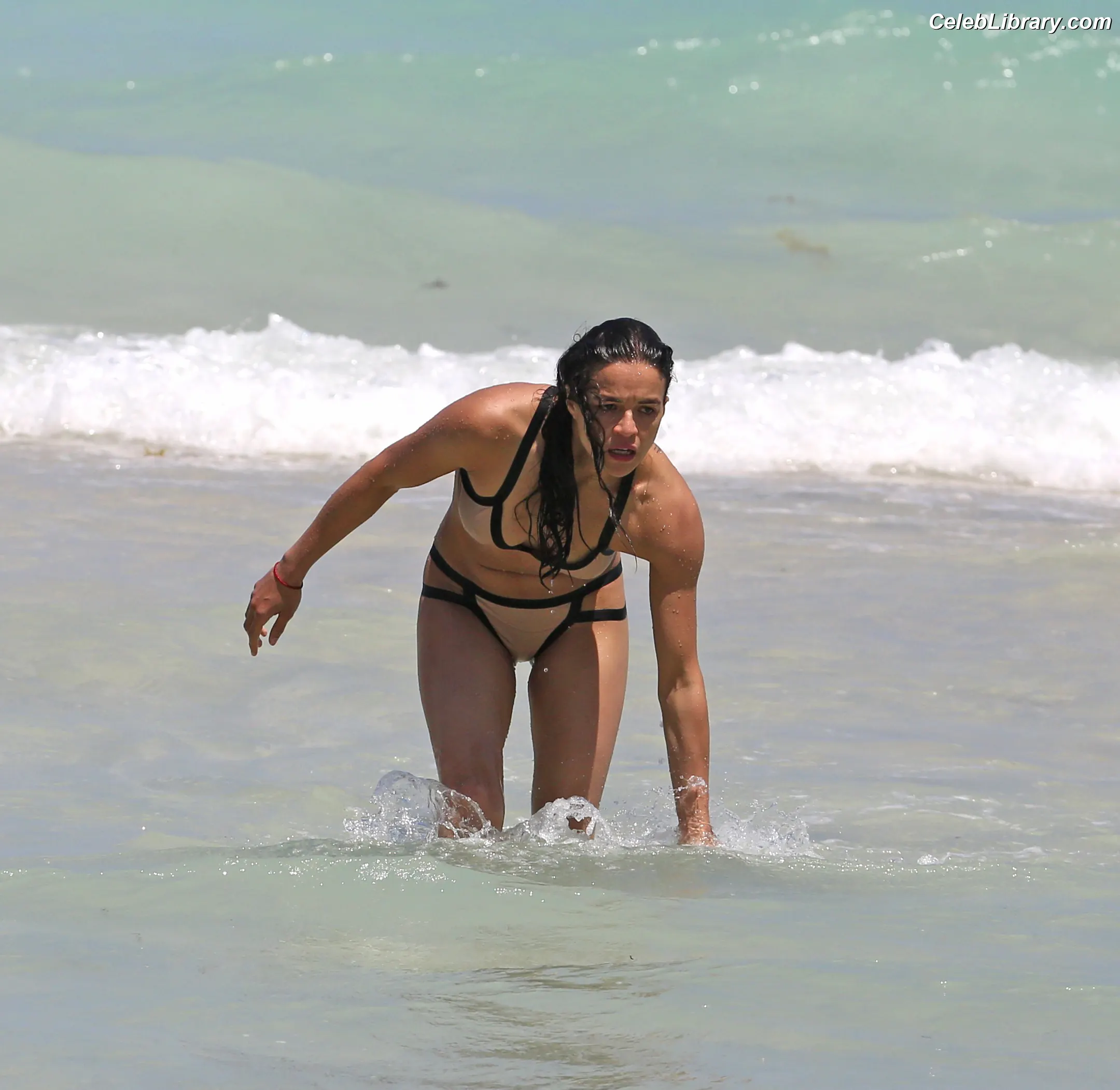 Michelle Rodriguez photo 20 of 130