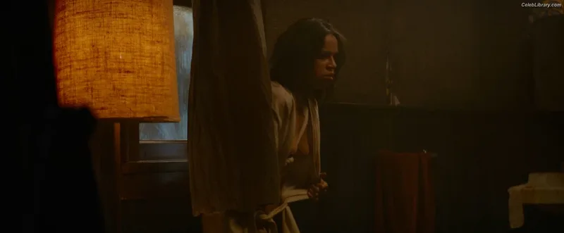 Michelle Rodriguez photo 3 of 131