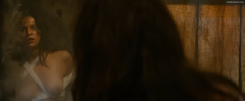 Michelle Rodriguez photo 5 of 131
