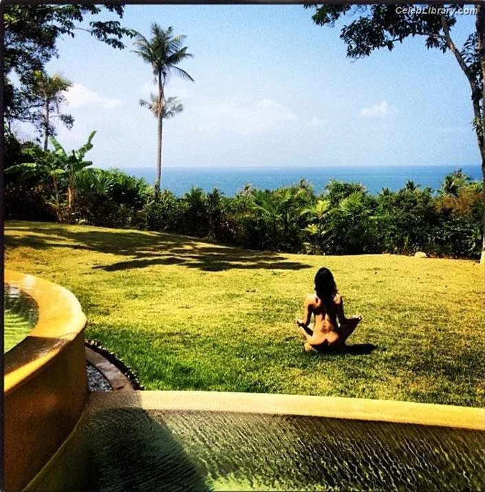 Michelle Rodriguez photo 9 of 131