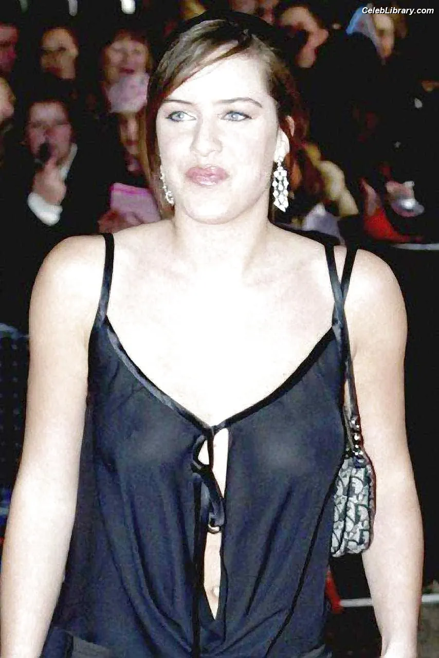 Michelle Ryan photo 19 of 93