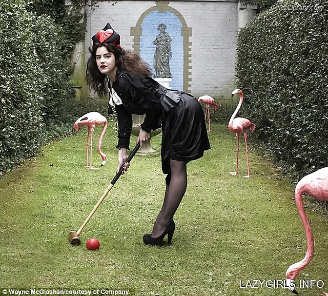 Michelle Ryan photo 15 of 94
