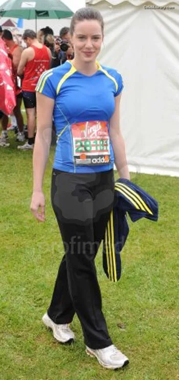 Michelle Ryan photo 16 of 94