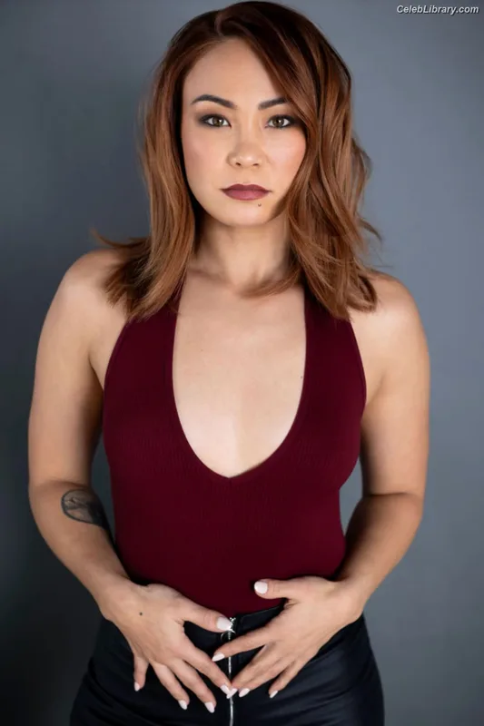 Michelle Waterson photo 16 of 133