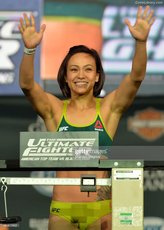 Michelle Waterson photo 20 of 133
