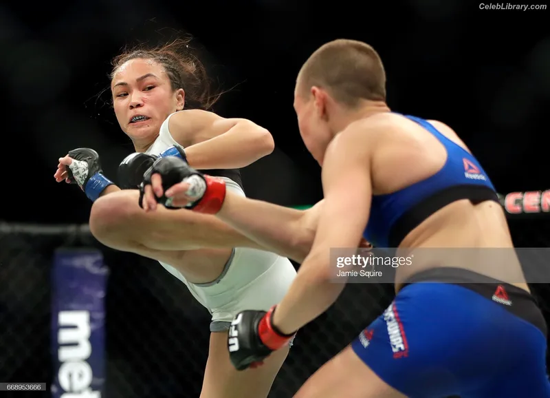 Michelle Waterson photo 21 of 133