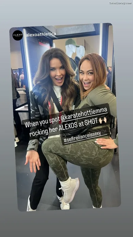 Michelle Waterson photo 5 of 133