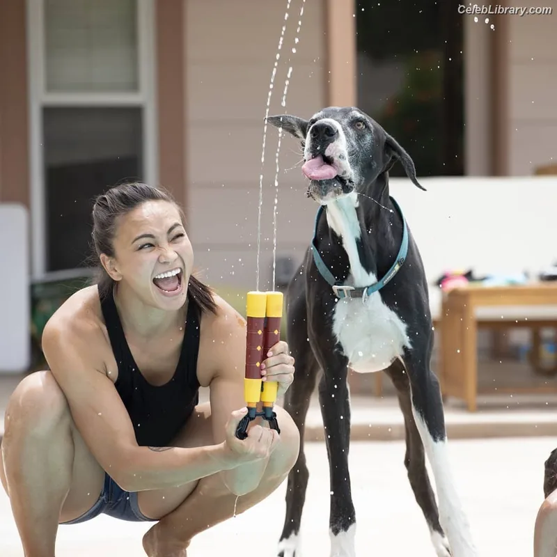 Michelle Waterson photo 16 of 133