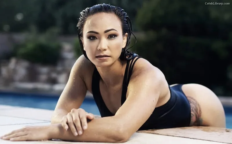 Michelle Waterson photo 9 of 133