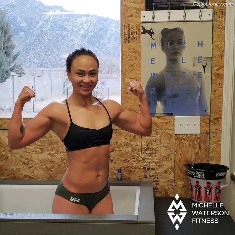Michelle Waterson photo 11 of 133