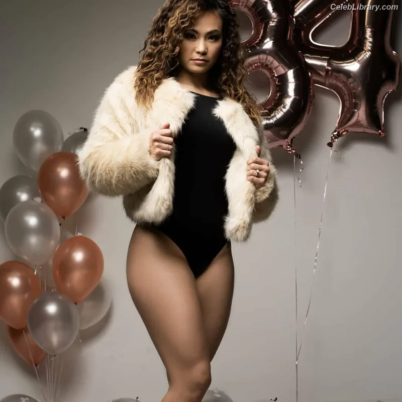 Michelle Waterson photo 13 of 133