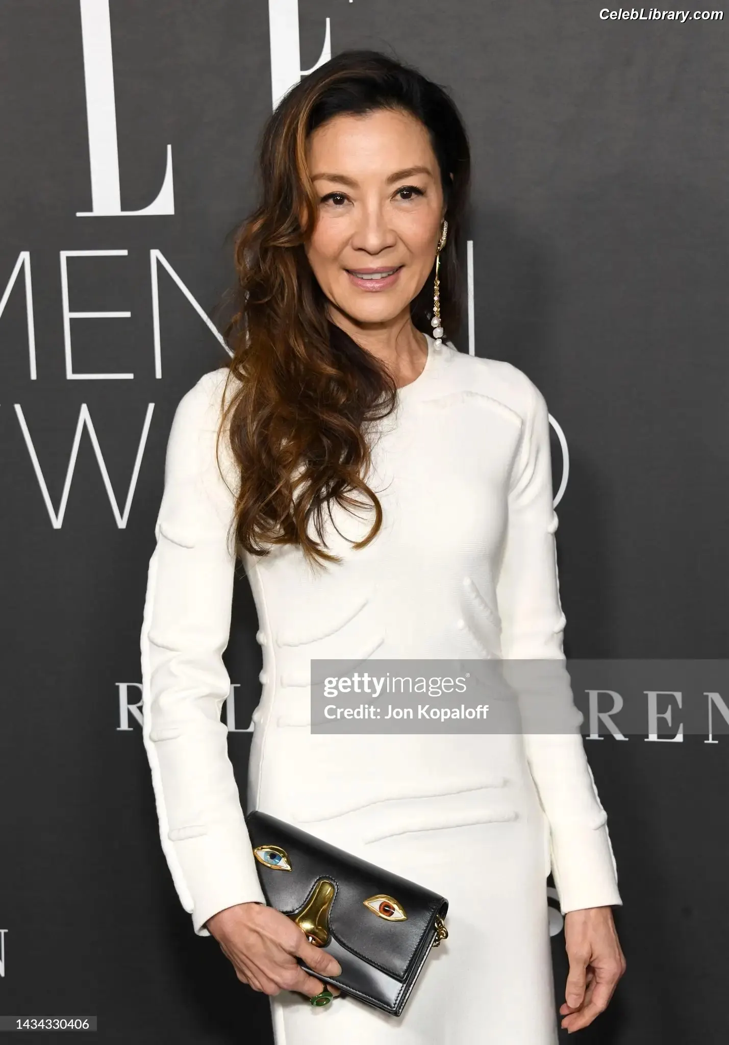 Michelle Yeoh photo 2 of 237